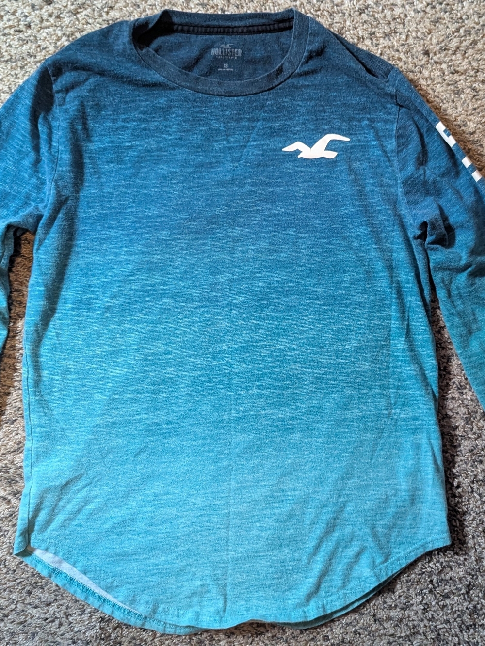 Hollister Men's Long Sleeve Crew Neck Tee - Teal Ombre